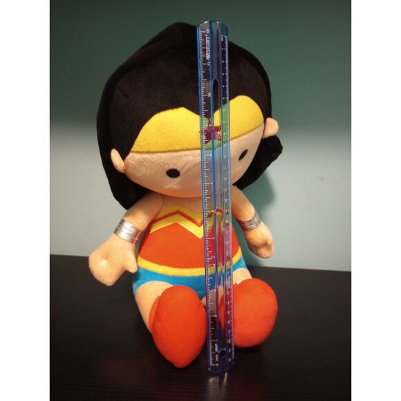 Wonder Woman DC Comics Plush Justice League WB - Picture 4 of 4